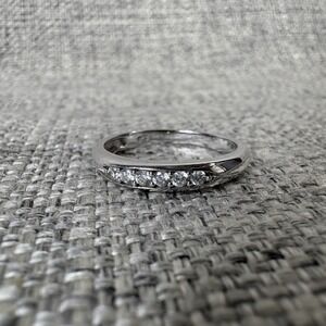 925 Sterling Silver Cubic Zirconia Stackable Channel Set Band Ring Size 8‎